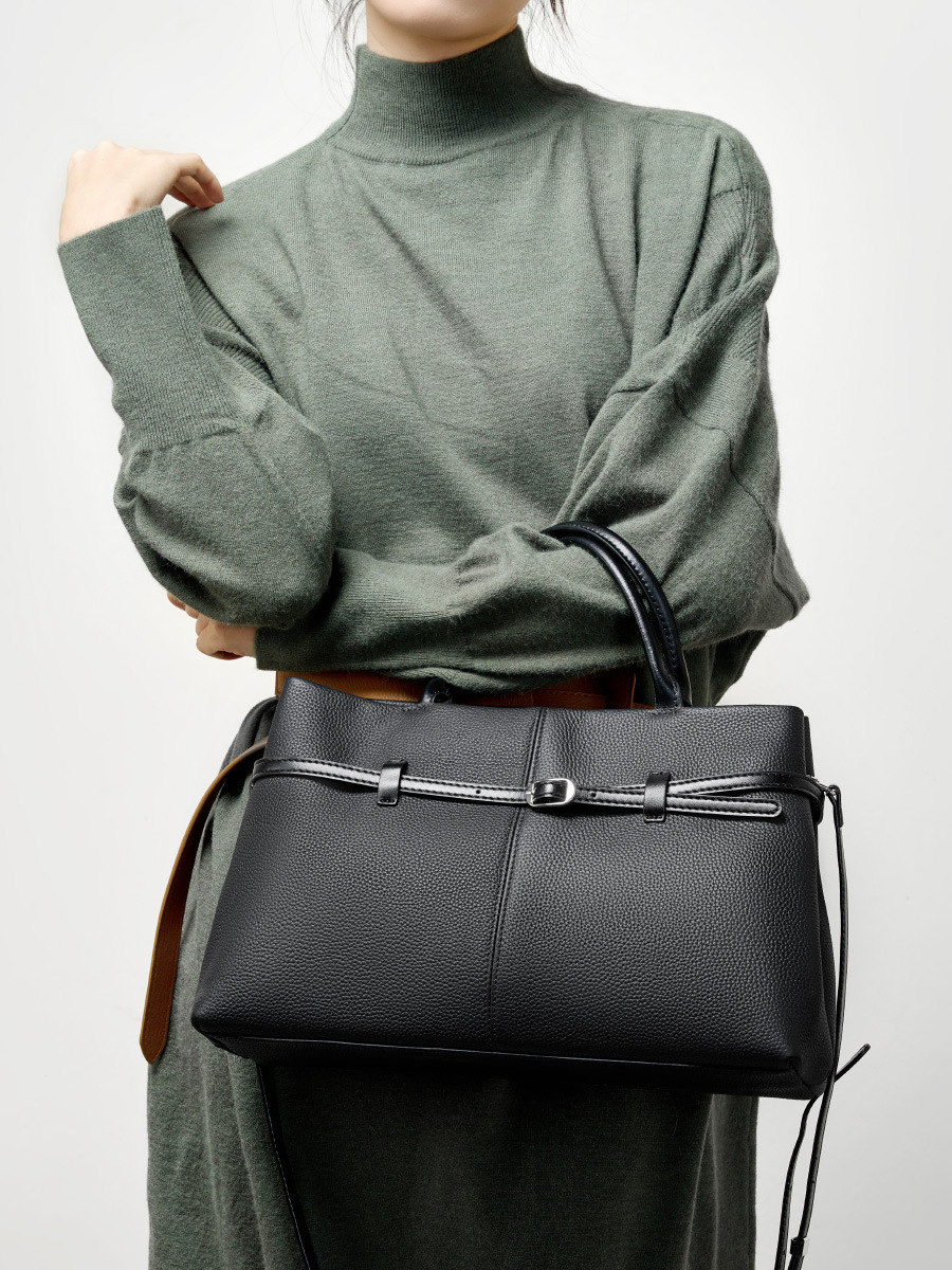 YANATARI Sac à main en cuir vé - Luxury Bags Wholesale avis et prix