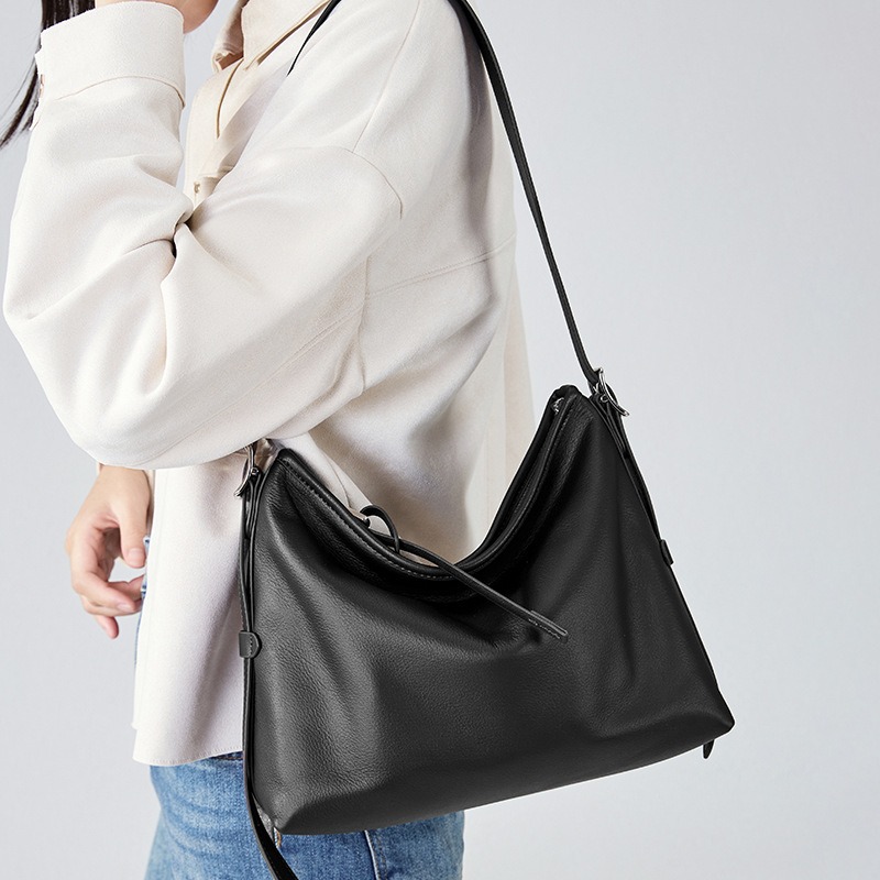 Sac fourre-tout en cuir vérita - Quiet Luxury Bags Tote avis et prix
