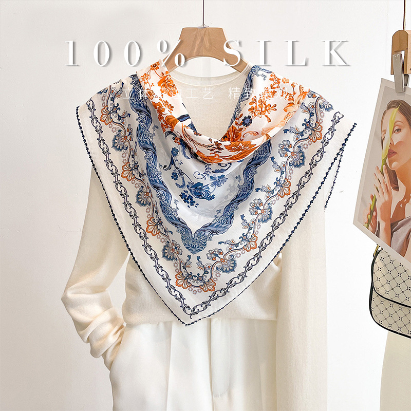 Foulard carré de luxe 100% soi - Luxury Bags Online avis et prix