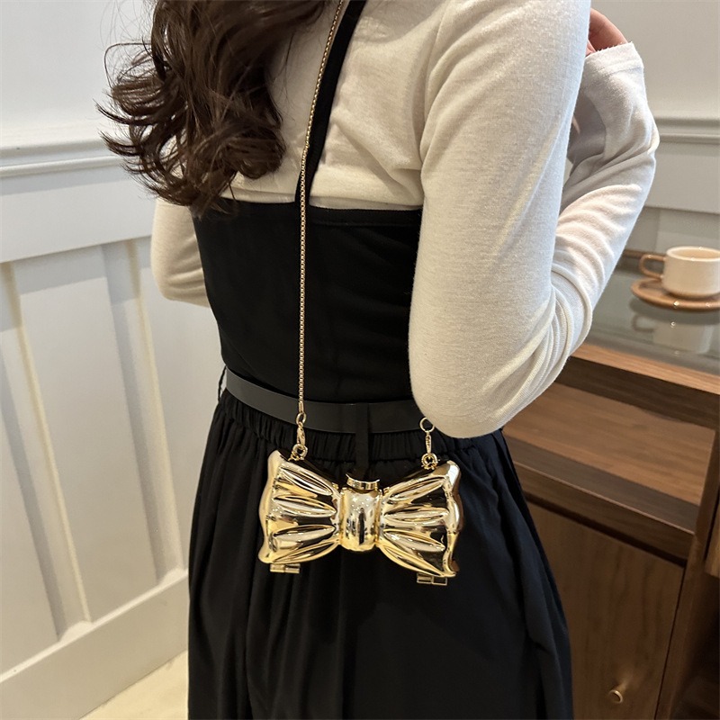 Mini sac à main en métal de mo - Luxury Bags Online avis et prix